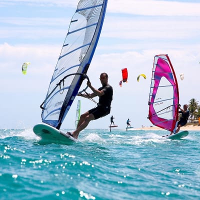 Alaçatı Rüzgar Sörfü (Windsurf) Eğitimi